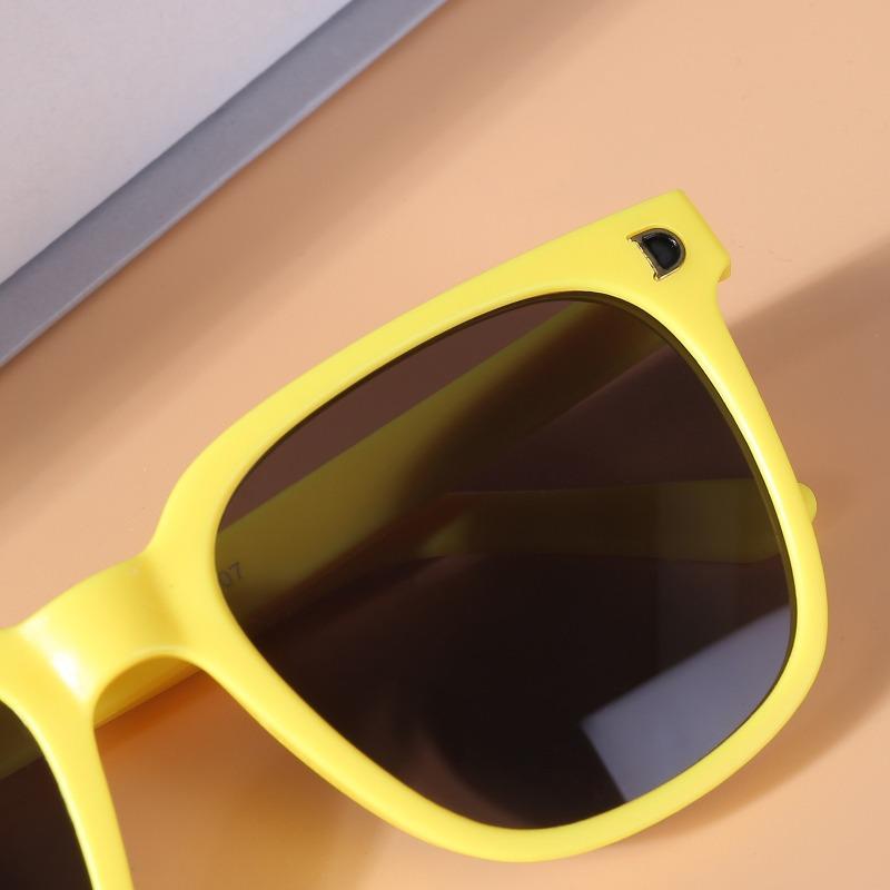 Fashionable Children's Sunglasses Children's Polarized Sunglasses Boys and Girls' UV Resistant Sunglasses