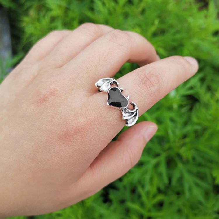 For Vampire Bat Heart Wing Ring Black Red Color Alloy Gothic Punk Ring Female