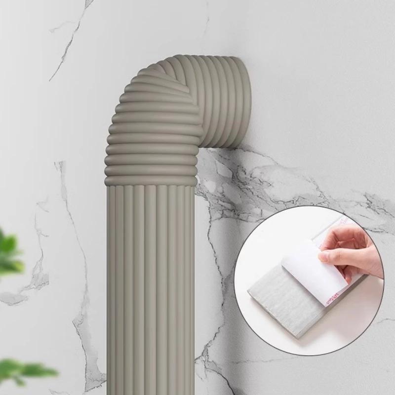 Odporna na ciepło samoprzylepna piankowa otulina rur z bardzo grubą gąbką do ochrony przed zamarzaniem i izolacji rur wodnych zimą