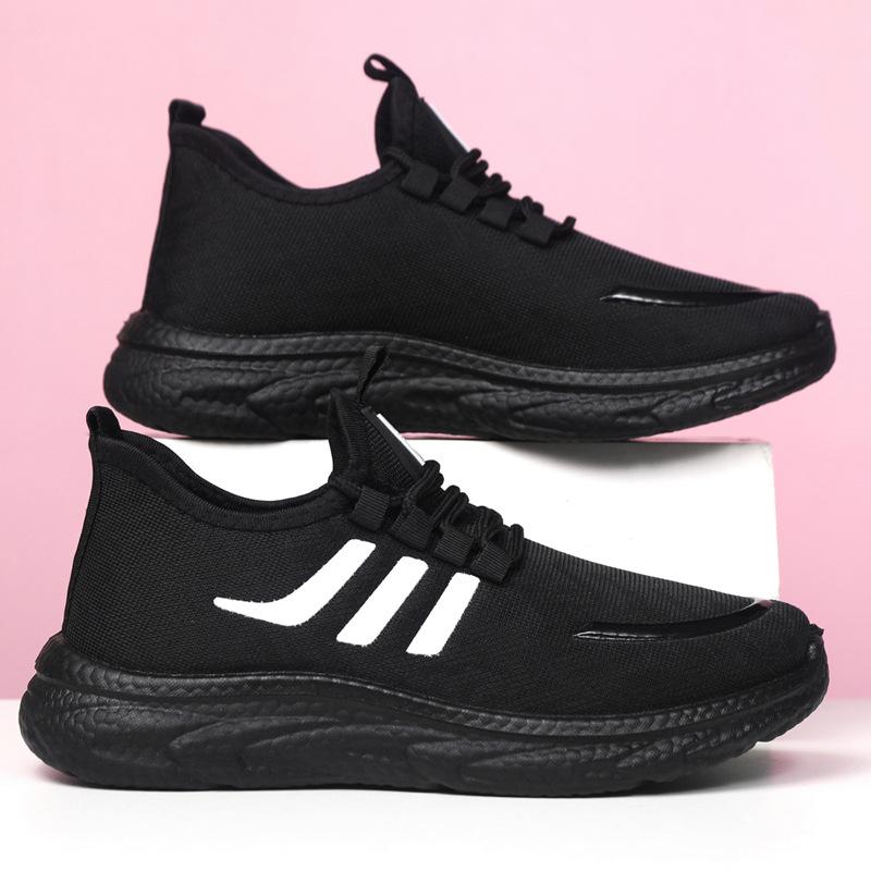 Nuove scarpe da corsa sportive da uomo estive con suola morbida da uomo leggere scarpe traspiranti in rete per coppia