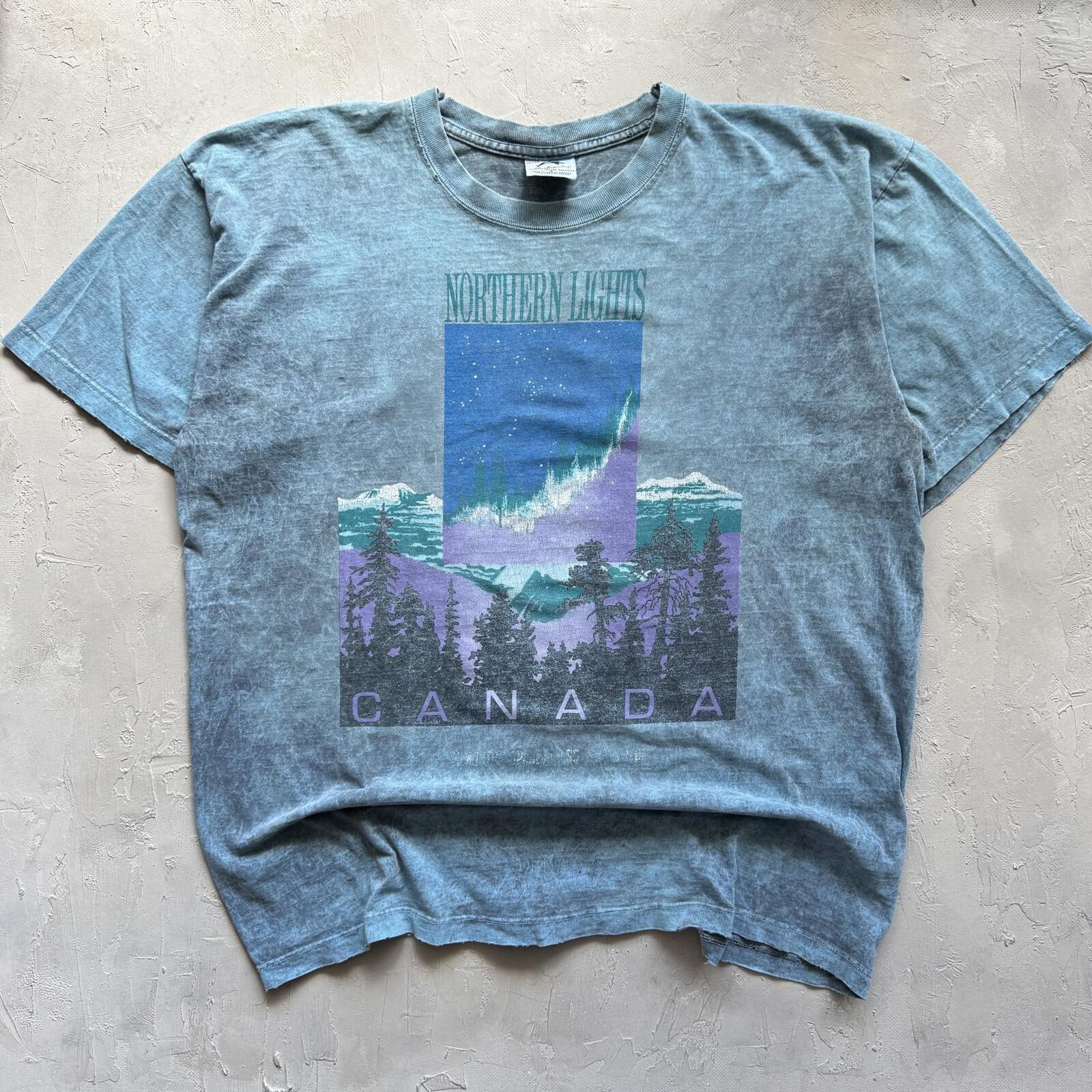 Vintage 1990s Canada Northern Lights Blue Faded Nature T Shirt Unisex T-Shirt XL