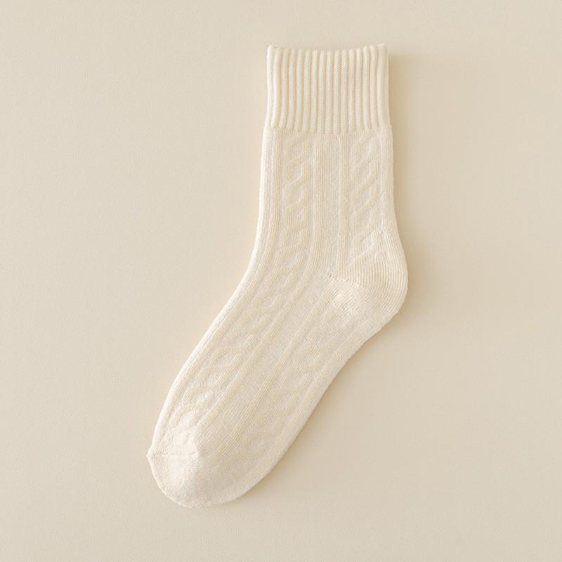 Yilu hair ring socks women's autumn and winter twist retro medium tube socks piled and thickened warm confinement stockings