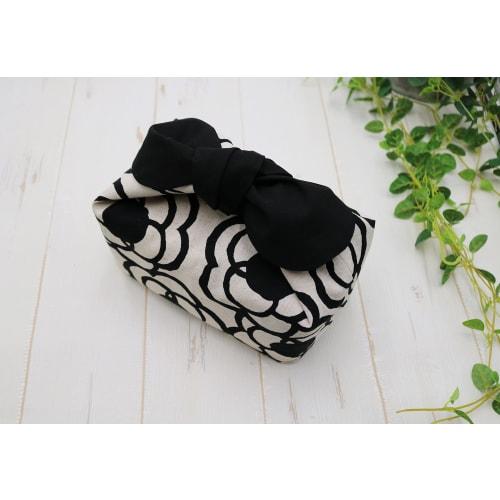 Insulated Lunch Bag, No Drawstring, Tie-On Type, Azuma Bag, Ribbon, Camellia Design (Off-White)