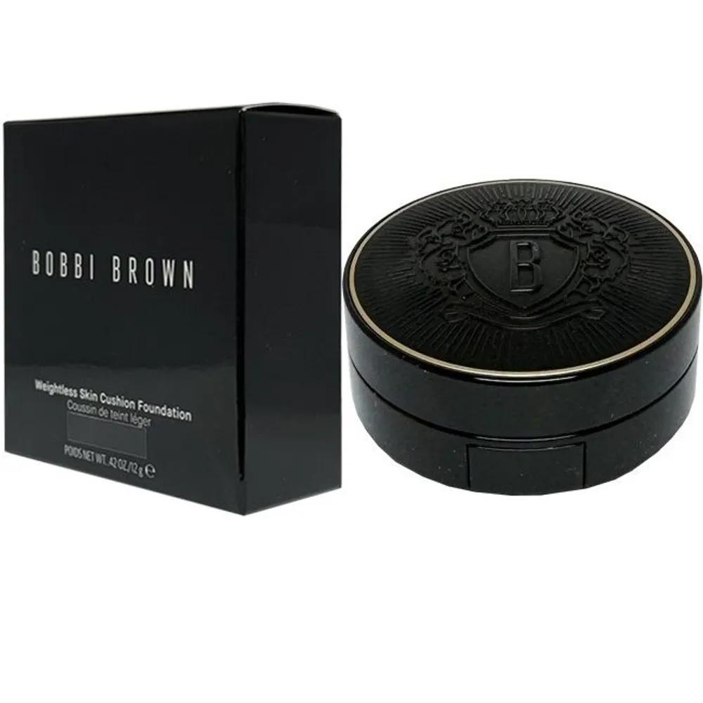 Bobbi Brown Невесомая тональная основа-кушон 12 г (Полный размер) Extra Light