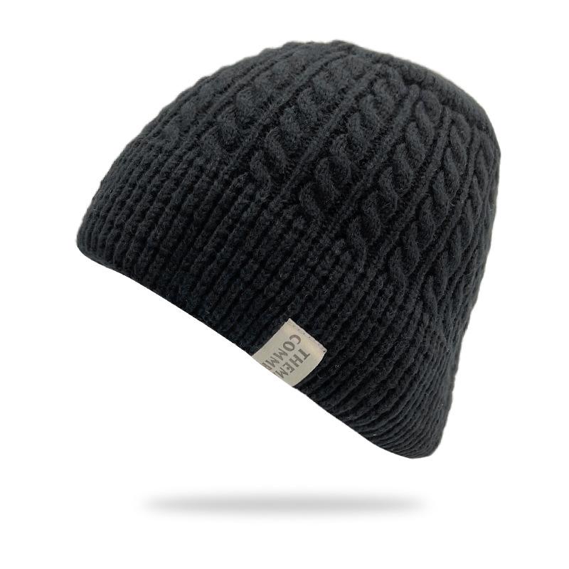 

Новый большой обхват головы, подчеркивающий маленькое лицо, вязаная шапка с косами, универсальная защита ушей, теплая шапка, повседневная вязаная шапка с этикеткой, шерстяная шапка-пуловер Average size (56cm~ 58cm)