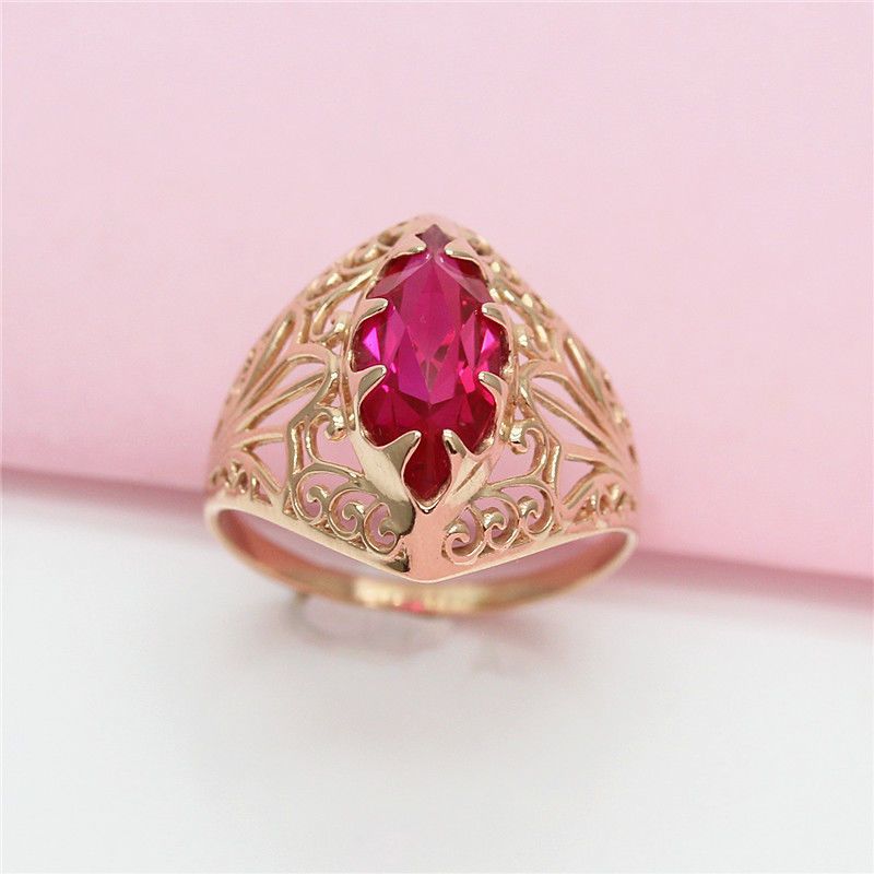 

Russian Purple Gold-Plated Rose Gold Inlaid Red Stone Hollow Ring, Foreign Style Generous Fashion Women S Jewelry