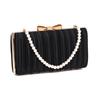 MUDUO Party-Handtasche mit Band und Gold-Design, Damen-Kupplungstasche mit Verschluss, Plissiertes Design, Perfekt für Zeremonien und Hochzeiten (Schwarz)