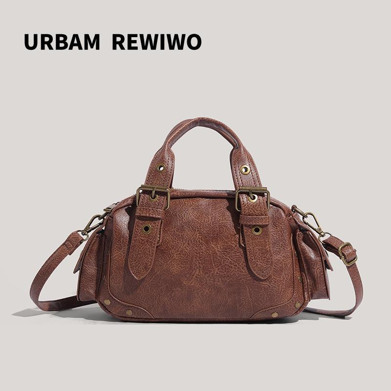 

2025 New Retro Handbag Niche Fashion Bowling Bag Textured Single Shoulder Crossbody Bag Versatile Boston Bag темно-коричневого кольору