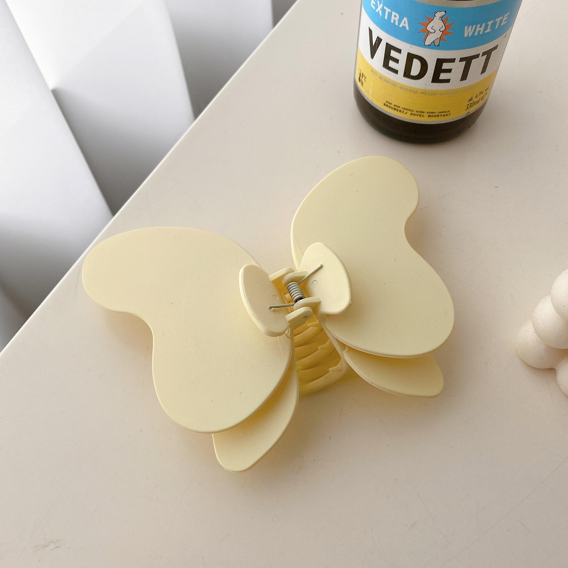 

Hair Butterfly Oversized Clip Stunning Fashionable Accessory For Women Perfect For Bun Styles Cream