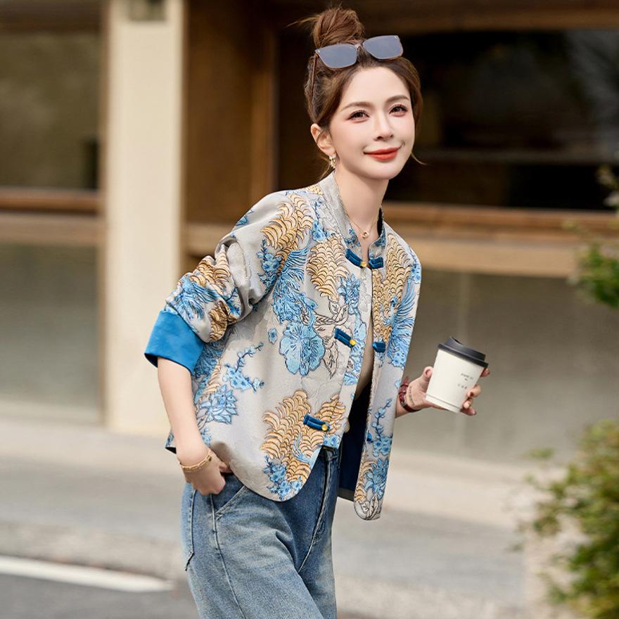 

Элегантный темперамент короткое пальто женское новое весеннее маленькое ретро на пуговицах с принтом топ 2XL ярко-синий