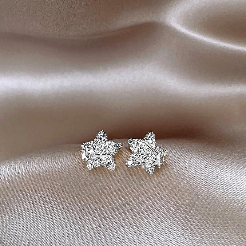 

Light Luxury Star Earrings Fashion Personality Exquisite High-end Pure Design 100% Match Women s Affordable Dainty Daily Earrings