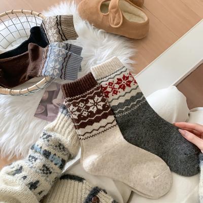 Socks Day Miscellaneous Wind~ Retro Contrast Color Wool Socks Thickened Warm Medium Tube Socks Stacking Socks