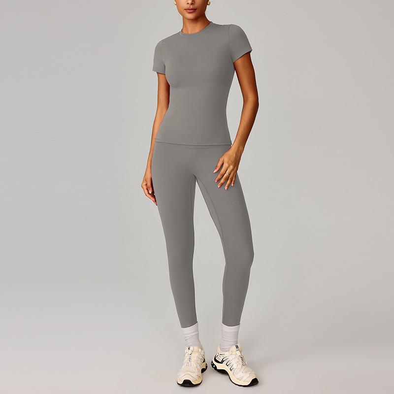 Women's Quick-Dry European Yoga & Running Set, Winter Fitness Wear 8519.