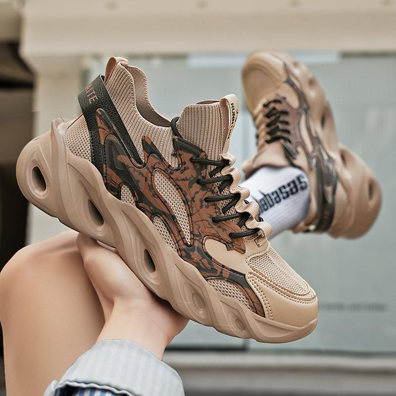 Men's Oversized Casual Sports Shoes Are Lightweight Breathable Mesh Soft Soled Fashionable and Trendy Outdoor Running Shoes