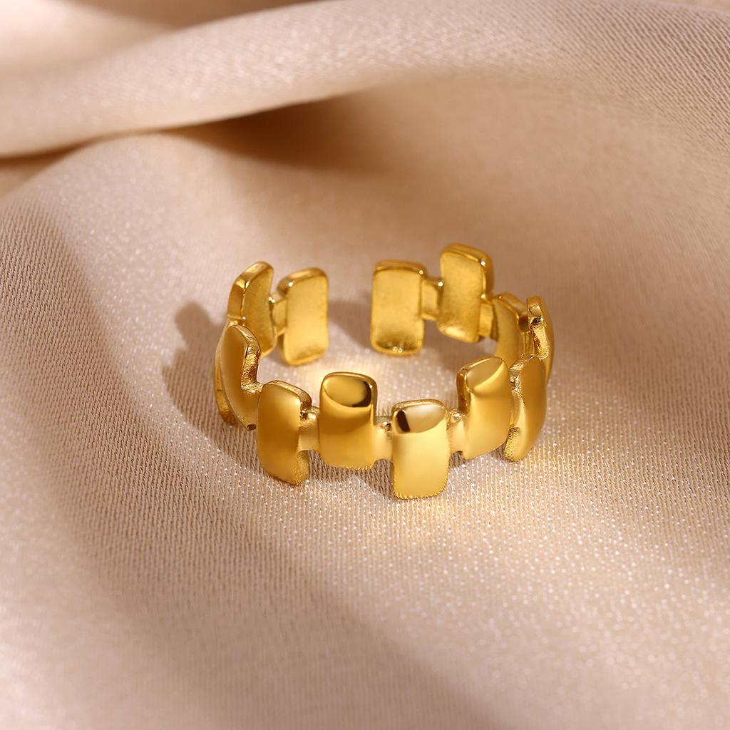 Gold Color Flower Rings For Women Aesthetic Geometry Stainless Steel Star Anillos Party Wedding Jewelry Elegant Gift Christmas