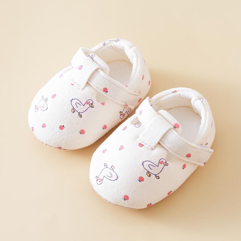 

Мягкая подошва для младенцев, весенняя обувь для новорожденных, малышей, мультяшная обувь для девочек и мальчиков, первые ходунки, хлопковая нескользящая обувь для кроватки 12