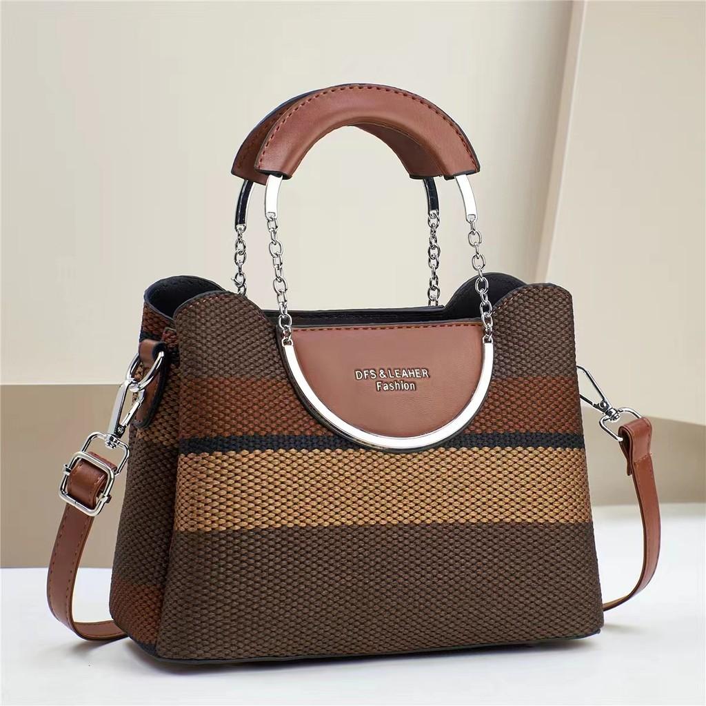 

Chic And Elegant Large Soft Leather Handbag For Moms Unique Color Combinations And Practicality Brown