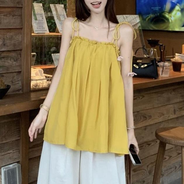 French sweet flower lace-up sling vest women s summer design sense niche pleated loose outerwear top + trousers S