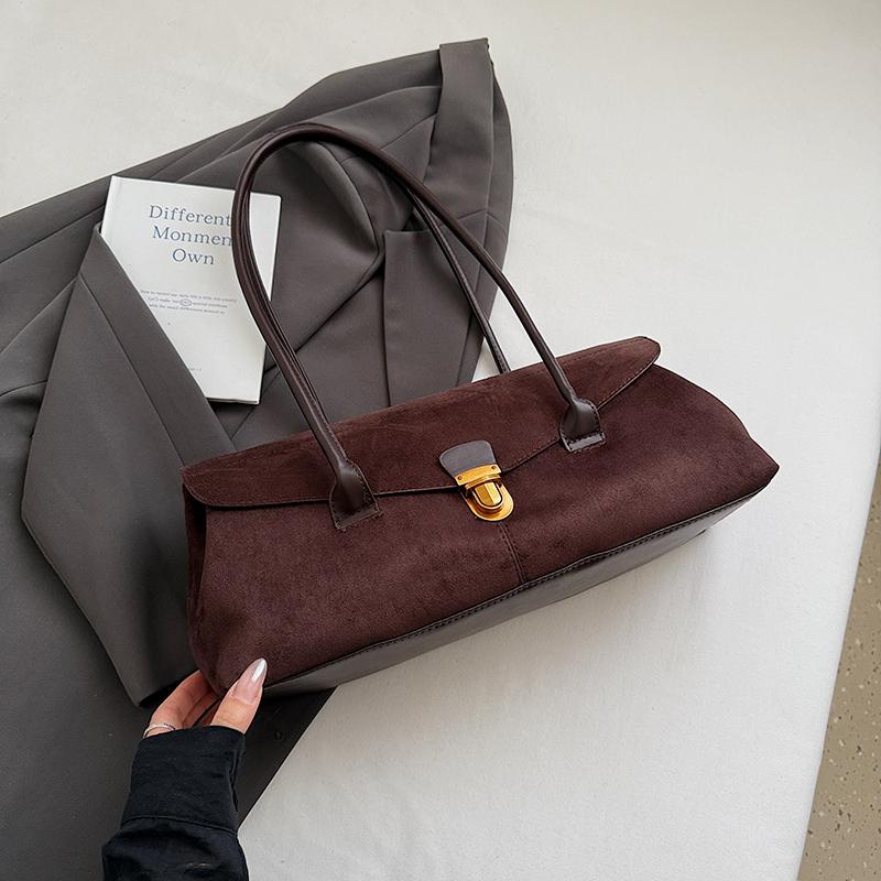 Vintage college style tote bag simple shoulder armpit bag ins premium sense niche locomotive bag