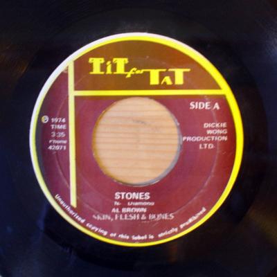 7-Zoll-Schallplatte AL BRAUNE HAUT FLEISCH  KNOCHEN  Steine KEINE Tit For Tat 1974 Jamaika Reggae Ska  Dub Gebraucht