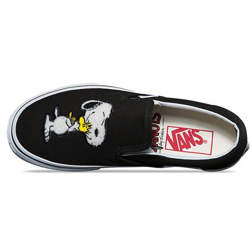 Vans Peanuts X Vans Classic Slip On VN0A38F7QTZ