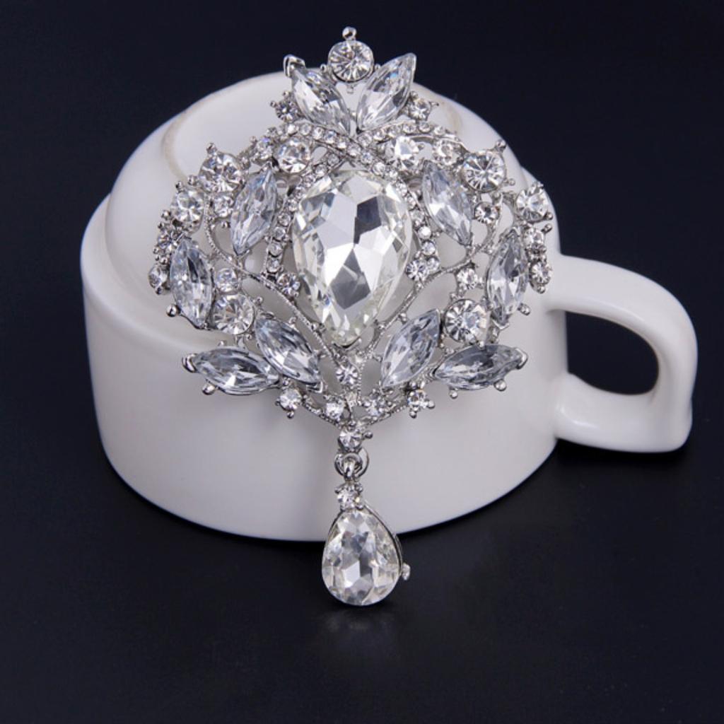 Temperament Fashion Exaggerated Metal Sparkling Diamond Pattern Full Diamond Necklace Earrings Set Wedding Bridal Set