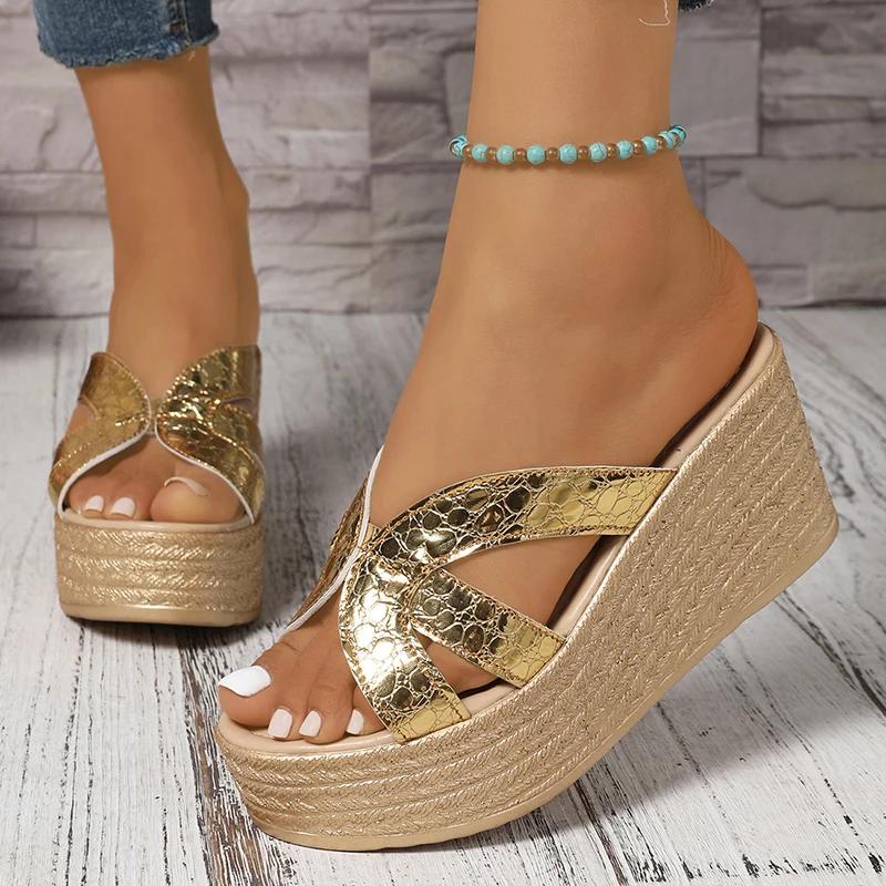 Fashion Gold Silver Snake Pattern Wedge Sandals Women Fashion Summer Chunky Platform Slippers Woman Lightweight Thick Sole Beach Slides