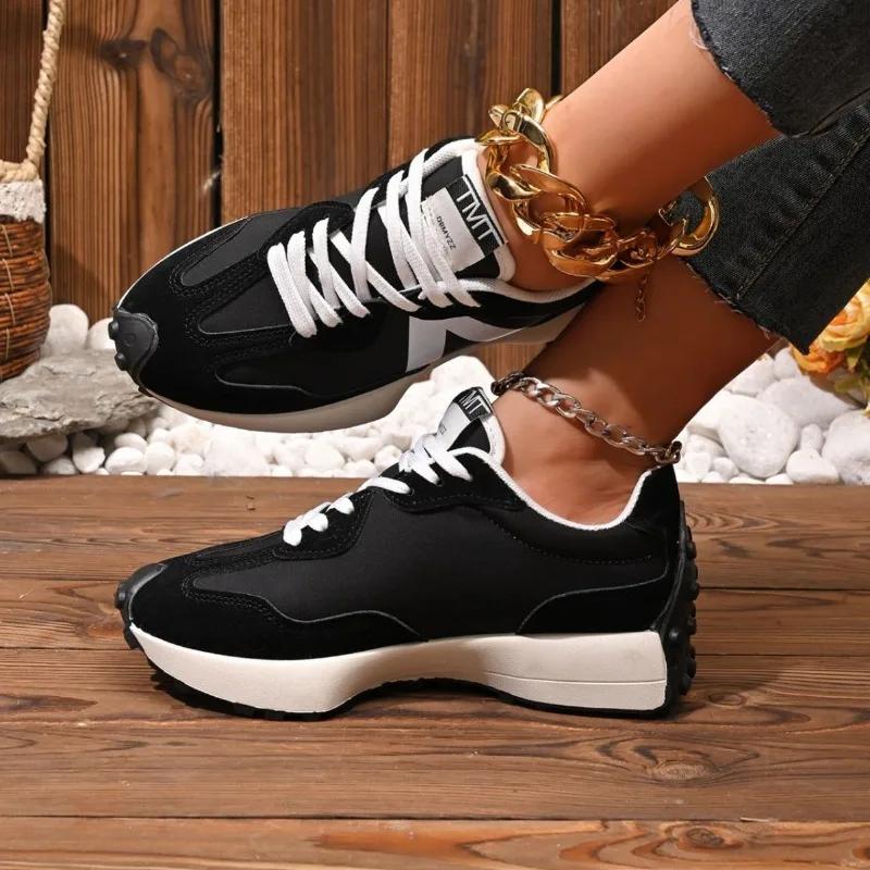 New Women's Casual Shoes Fashionable Lace Up Thick Soled Comfortable Sports Shoes Outdoor Running Shoes