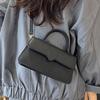 Pu Material Retro Handbag With Top Handle And Shoulder Strap For Daily Use