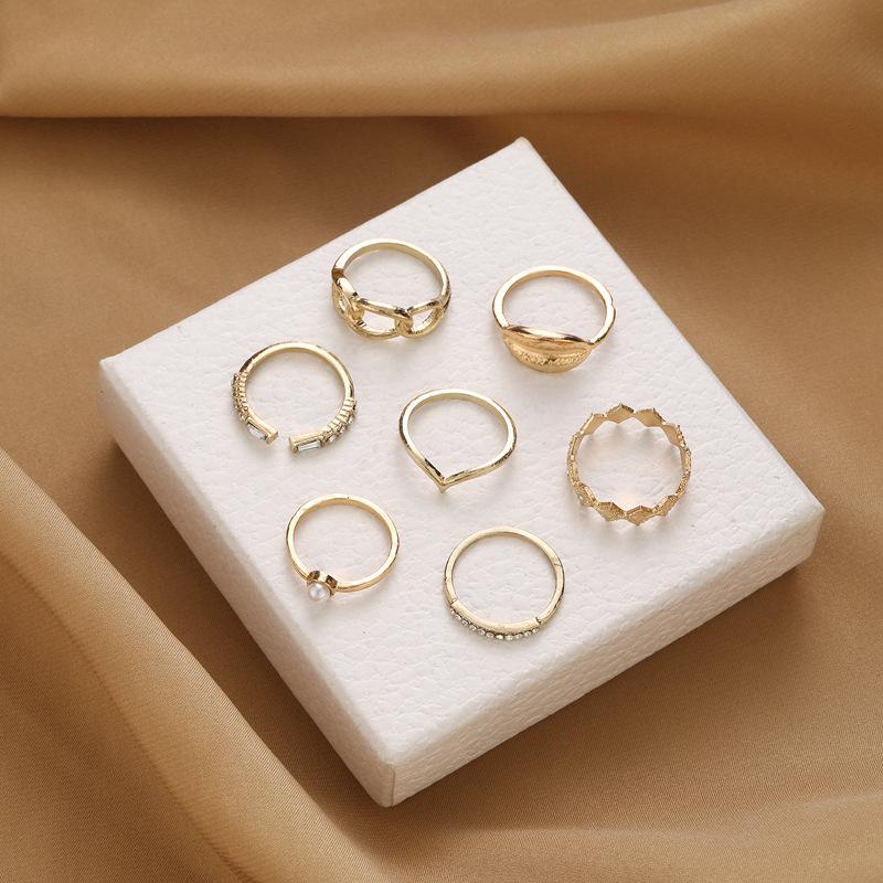 Pearl Ring, Fashionable Shell With Diamonds, Quadrilateral Thick Chain Combination 7-Piece Set For Women
