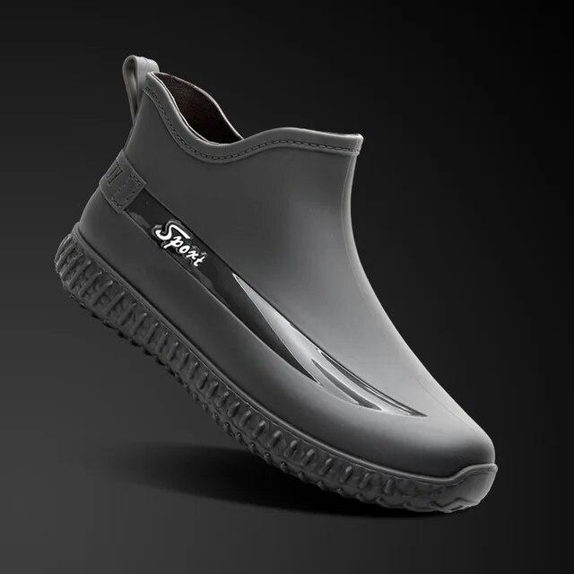 Fashion Short Rain Boots Men's Four Seasons Work Shoes Wear-Resistant Rubber Shoes Fishing Shoes Waterproof Shoes