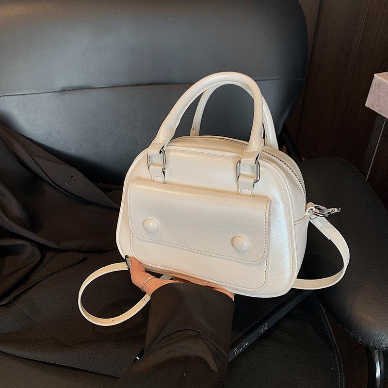 Premium small bag women's new summer versatile messenger bag exquisite portable pillow bag