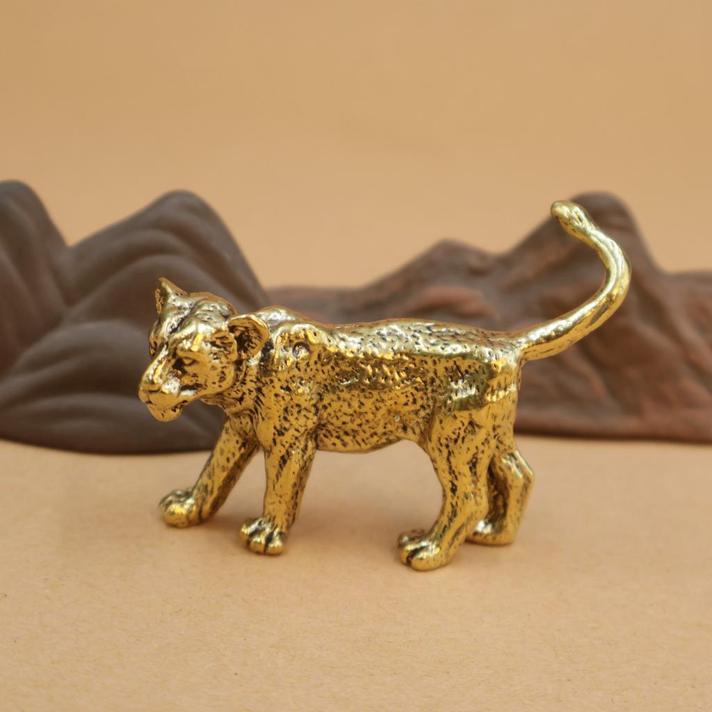 Ottone Puro Vintage Leone Creativo Casa Ufficio Scrivania Piccolo Animale Ornamento Artigianato Vendita all'Ingrosso per Bancarelle da Strada
