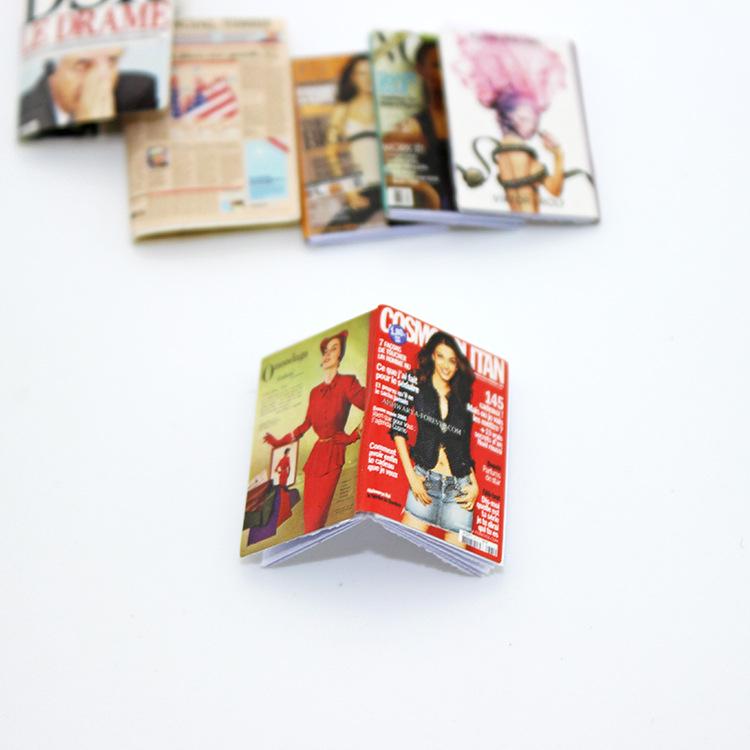 52DOLLHOUSE Miniature Food Scene Set for Blythe Dollhouse with Mini Magazine B155