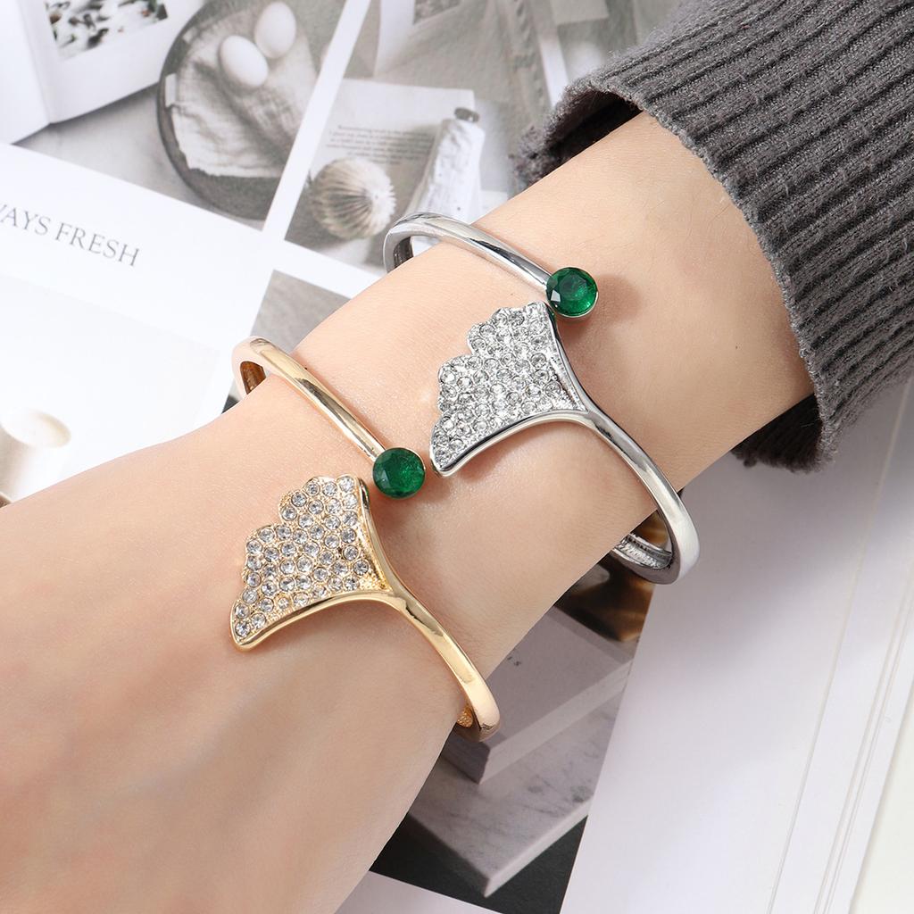 European and American Asymmetric Bracelets Popular Jewelry Retro Fashion Hand Jewelry for Women