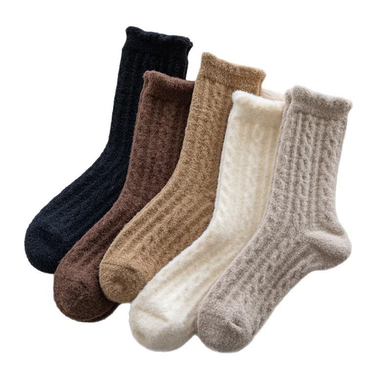 Thick Wool Socks for Autumn and Winter, Twisted Warm Mid-calf Socks for Women, Solid Color, Retro and Versatile Women's Socks