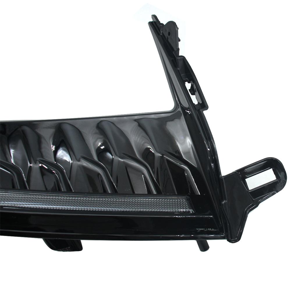 Daytime Running Light Fog Light with Turn Signal For Toyota Camry SE XSE 2025