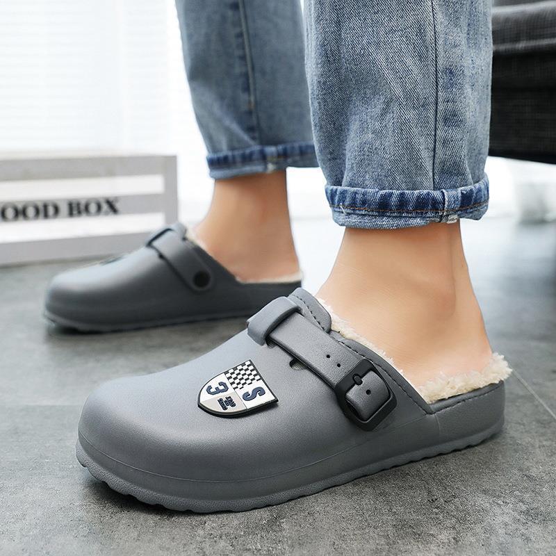 

Large size cotton slippers men s cotton hole shoes 2024 autumn and winter new home warm men s shoes outdoor slippers 45 сірий колір