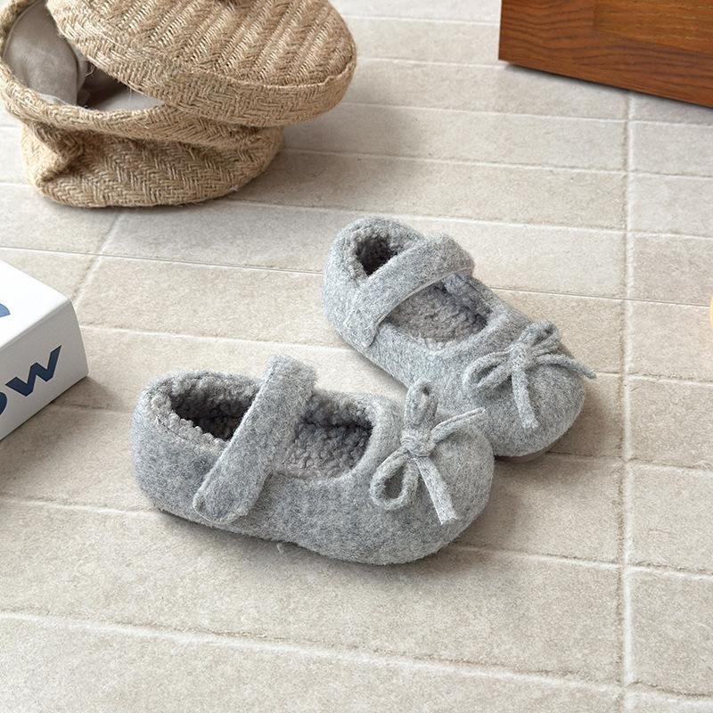 

New Winter Girls Shoes: Children s Furry Shoes with Extra Lining, Thickened and Warm, Casual Baby Loafers 21 серый