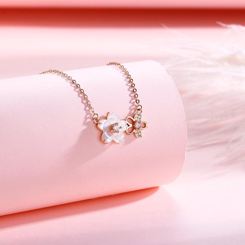 High-End Necklace Women'S Light Luxury Niche Design Temperament Cherry Blossom Flower Language Pure And Beautiful Versatile Item Decoration Quality