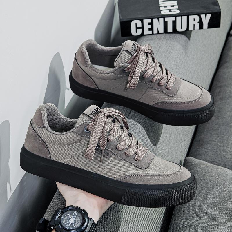 

2025 autumn new men s shoes breathable men s canvas shoes men s retro sports skateboard shoes fashion casual trendy shoes 44