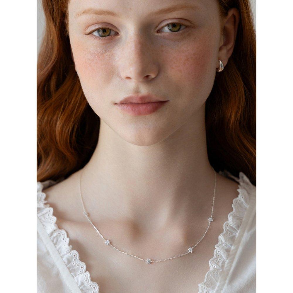 (925 Silver) Bloomet Flower Pendant Necklace Nz2478