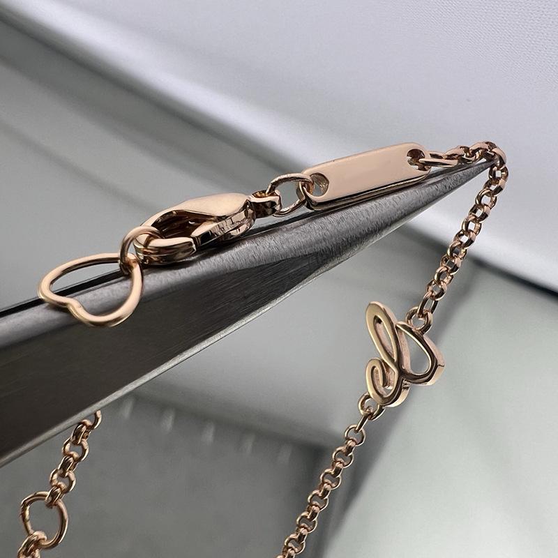 Exquisite Diamond Butterfly Necklace: Elegant High-End Women's Clavicle Jewelry