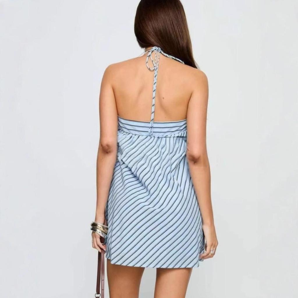 Women's Striped Halter Backless Dress - Spicy European and American Holiday Beachwear