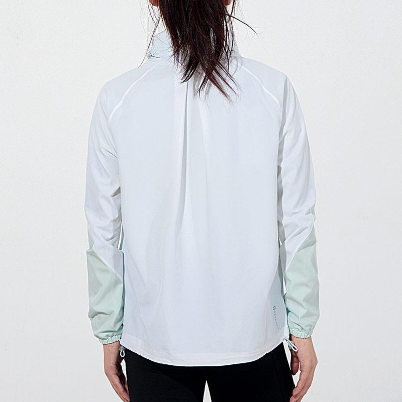 Under Armour Recover Woven CB Jacket With Logo Print Women Jacket Green 1360569-100