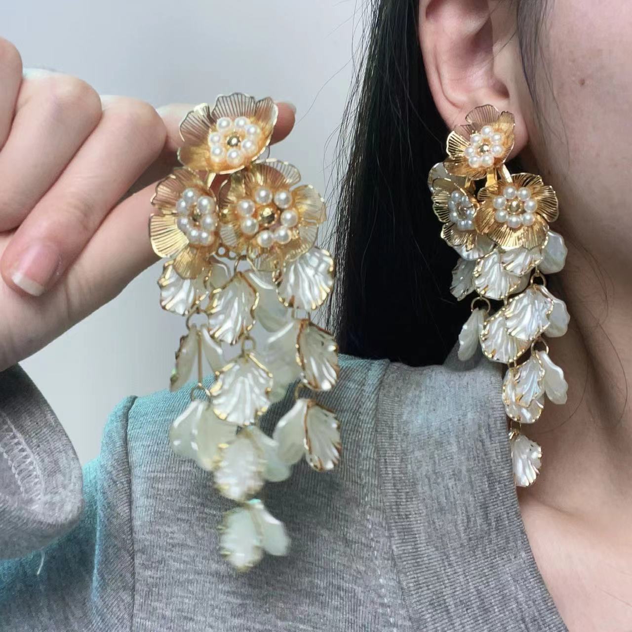 Серьги с кисточками сладкого темперамента в стиле Ins, преувеличенные и атмосферные серьги для женщин