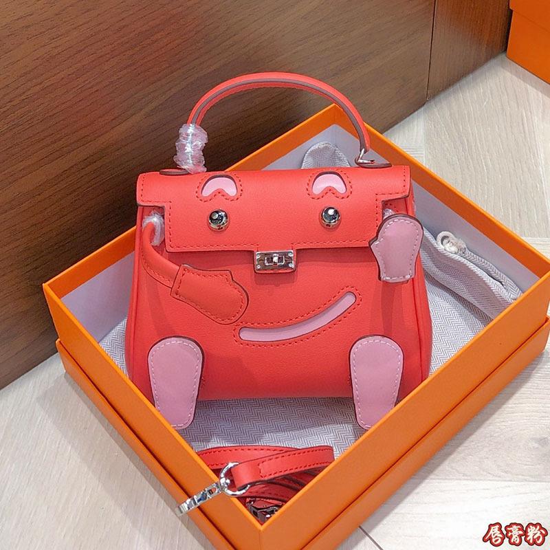 2025 / New Smiling Face Bag Premium Head Layer Cowhide Millennium Doll Mini Bag Cute Crossbody Bag