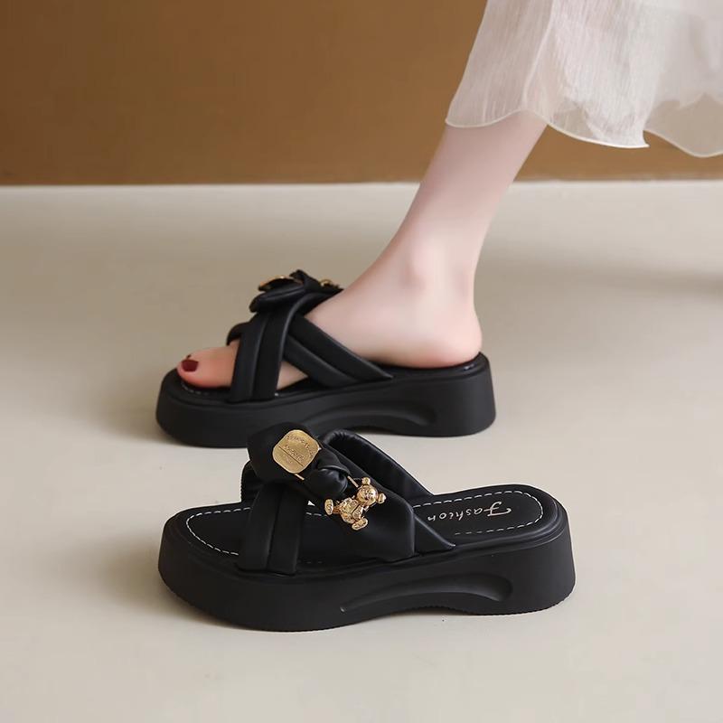 

Slippers women s summer 2025 new bow bright diamond platform beach shoes one-word drag ins tide 40 чёрный
