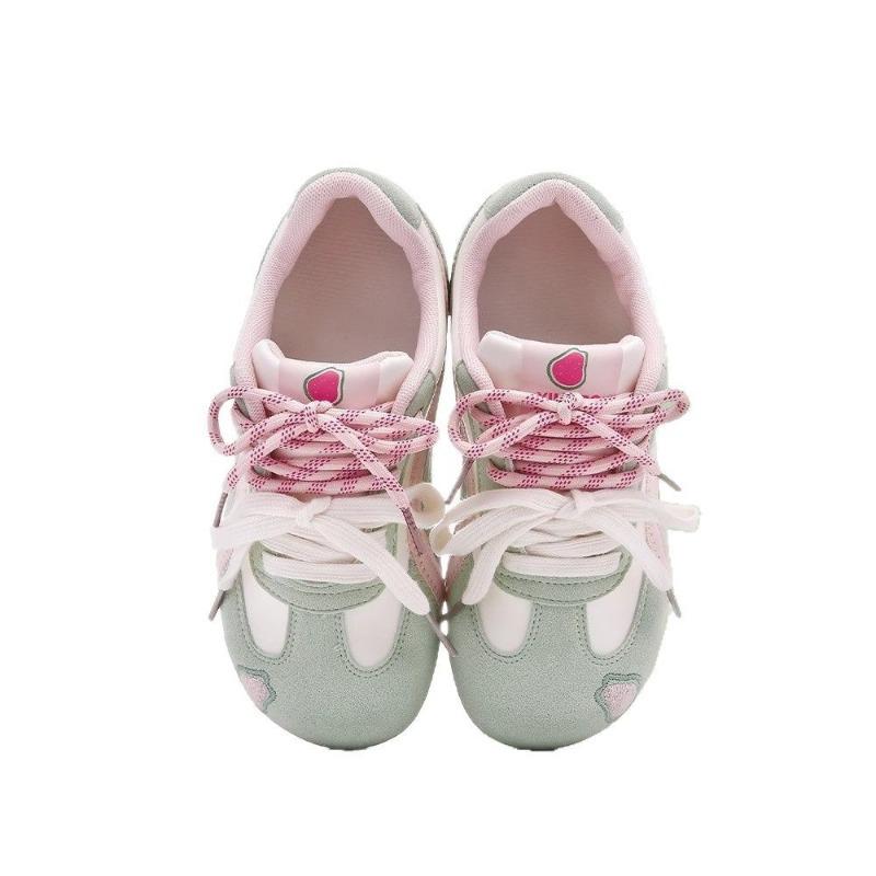Spring soft leather soft bottom breathable increase casual and comfortable new sports shoes