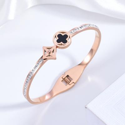 Fashion Four-Leaf Clover Bracelet Mother-Of-Pearl Light Luxury Ins Minimalist Design Hand Jewellery Titanium Steel Women's Bracelets